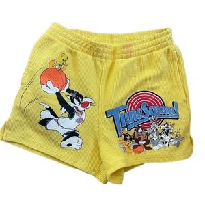 Vintage y2k space Jam yellow corduroy graphic high waisted shorts Sz xs 90s